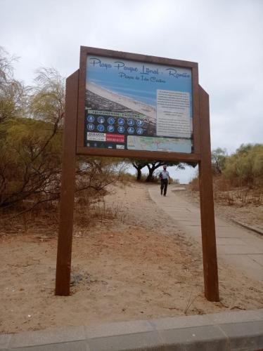 Cartel playa Isla Cristina.jpg